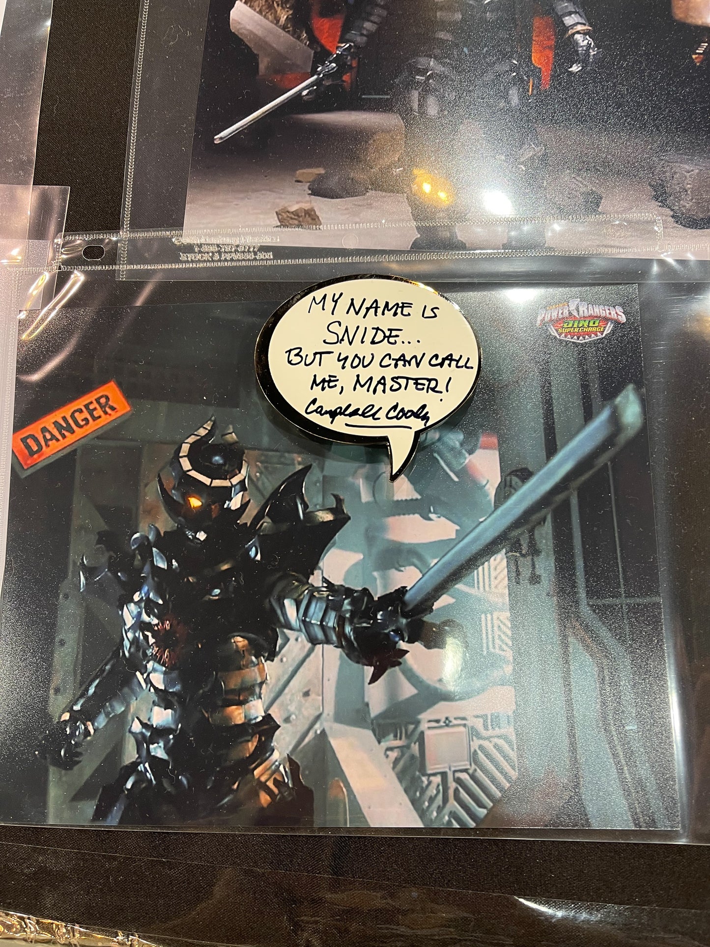 Sig-Pin Word Bubble Enamel Pin for Signing and Artists