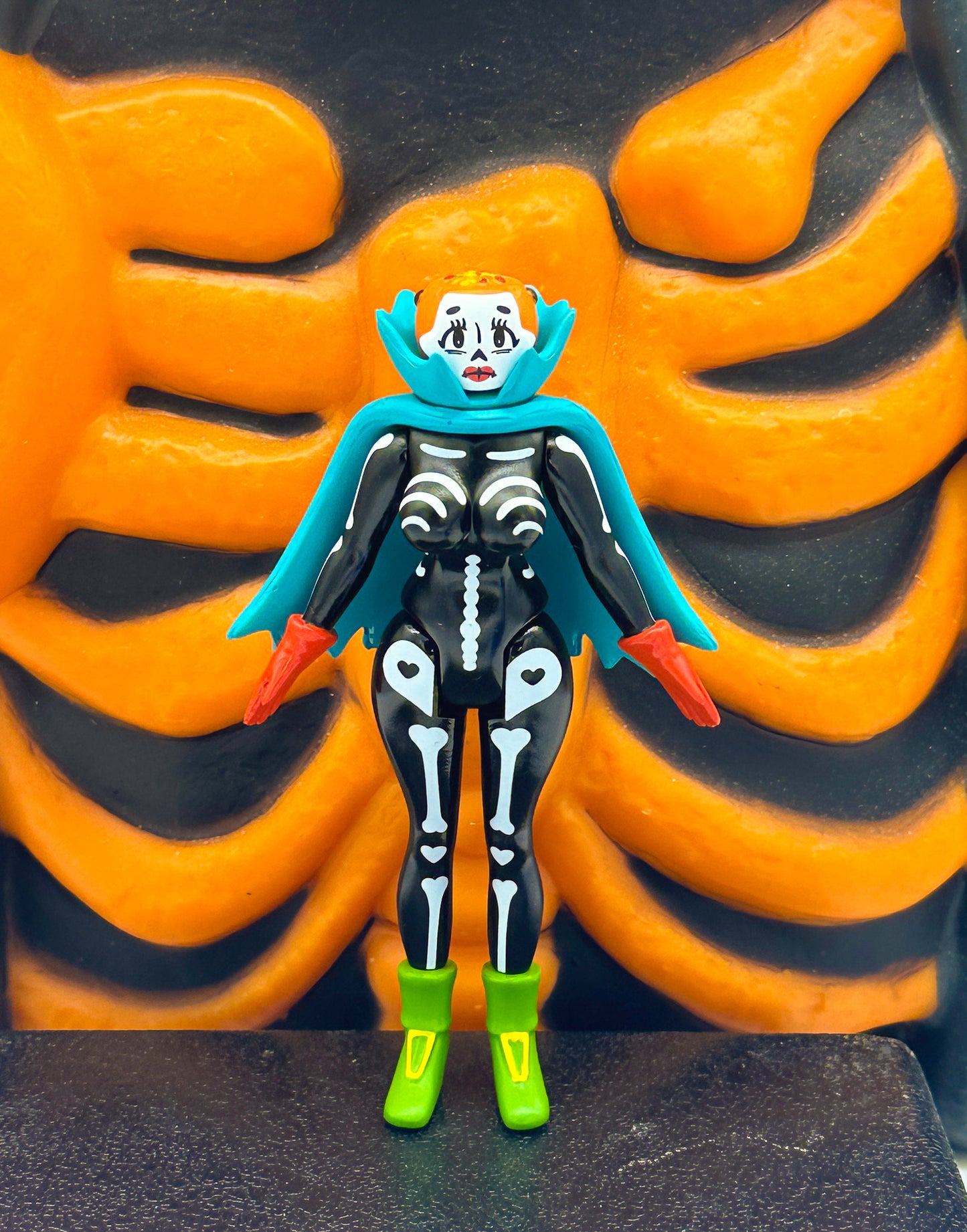 Sveta Shubina Tricky Treat Designer Con Exclusive Figure